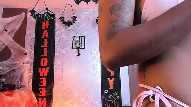 Snapshot of kelly_thomson chatting on 6, 10, 2025 kelly thomson online show from 6, 10, 2025