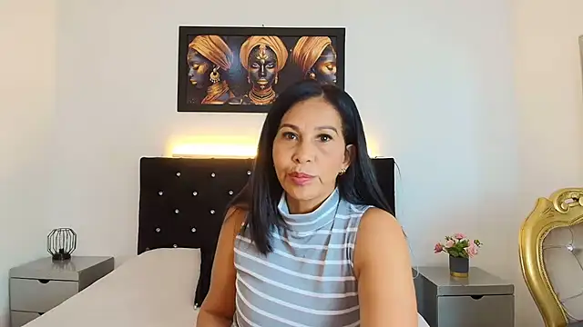 Shanon mature online show from 2, 6, 2026
