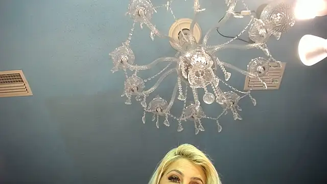 ADRIANNA FOX online show from 16, 3, 2025