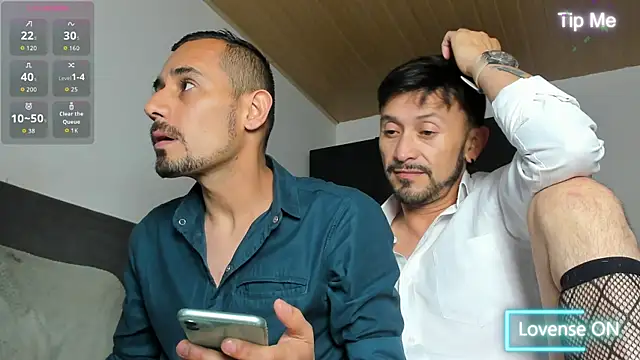 Snapshot of jhonyalzate2 chatting on 5, 7, 2026 jhonyalzate2 online show from 5, 7, 2026