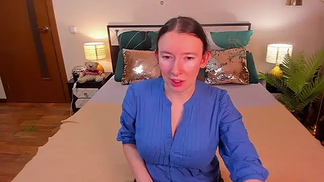 CatherineWalls online show from 1, 3, 2026