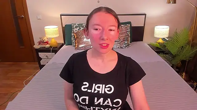 Snapshot of CatherineWalls chatting on 13, 7, 2026 CatherineWalls online show from 13, 7, 2026