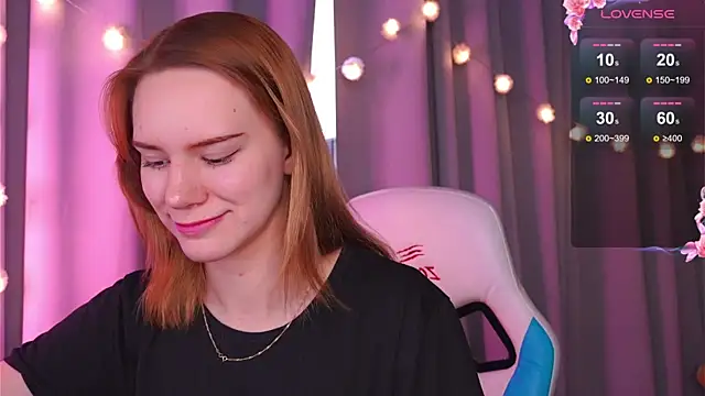 Snapshot of Ramona___ chatting on 1, 2, 2025 Ramona online show from 1, 2, 2025