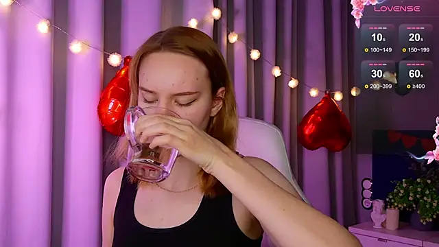 Snapshot of Ramona___ chatting on 3, 2, 2025 Ramona online show from 3, 2, 2025