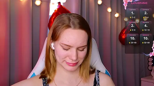 Snapshot of Ramona___ chatting on 4, 2, 2025 Ramona online show from 4, 2, 2025