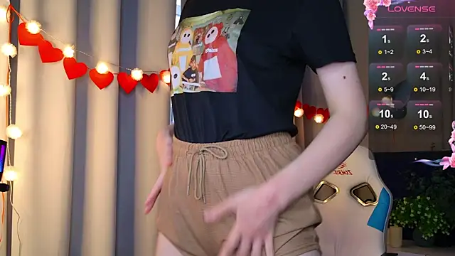 Snapshot of Ramona___ chatting on 5, 2, 2025 Ramona online show from 5, 2, 2025