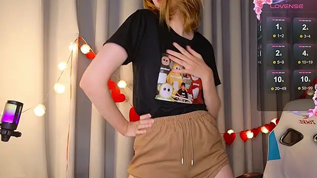 Snapshot of Ramona___ chatting on 8, 2, 2025 Ramona online show from 8, 2, 2025