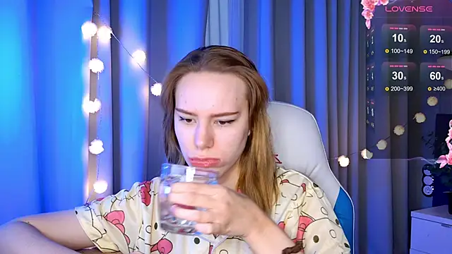 Snapshot of Ramona___ chatting on 11, 2, 2025 Ramona online show from 11, 2, 2025