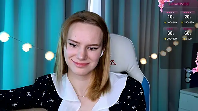 Snapshot of Ramona___ chatting on 3, 3, 2025 Ramona online show from 3, 3, 2025