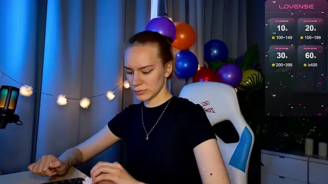 Snapshot of Ramona___ chatting on 9, 9, 2025 Ramona online show from 9, 9, 2025