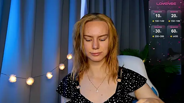 Snapshot of Ramona___ chatting on 11, 9, 2025 Ramona online show from 11, 9, 2025