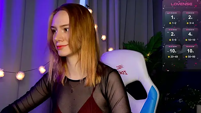 Snapshot of Ramona___ chatting on 12, 9, 2025 Ramona online show from 12, 9, 2025