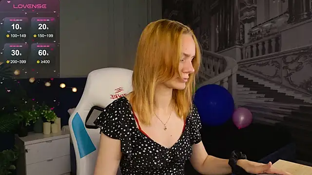 Snapshot of Ramona___ chatting on 17, 9, 2025 Ramona online show from 17, 9, 2025