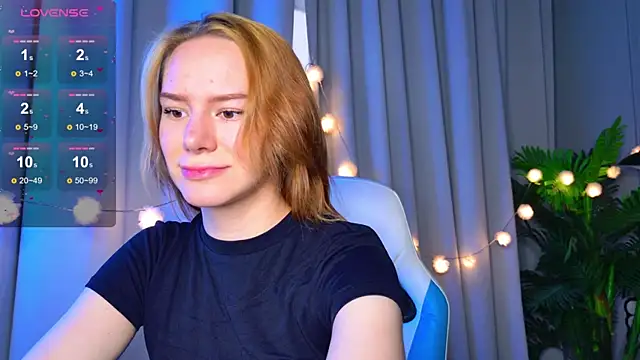 Snapshot of Ramona___ chatting on 11, 10, 2025 Ramona online show from 11, 10, 2025