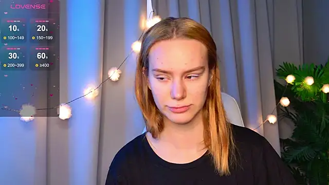 Snapshot of Ramona___ chatting on 16, 10, 2025 Ramona online show from 16, 10, 2025