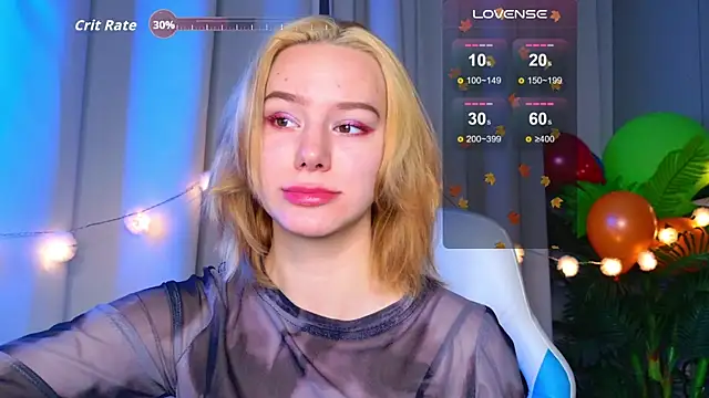 Snapshot of Ramona___ chatting on 5, 11, 2025 Ramona online show from 5, 11, 2025