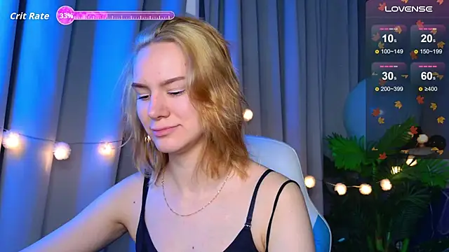 Snapshot of Ramona___ chatting on 12, 11, 2025 Ramona online show from 12, 11, 2025