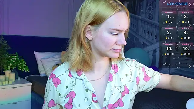 Snapshot of Ramona___ chatting on 30, 11, 2025 Ramona online show from 30, 11, 2025