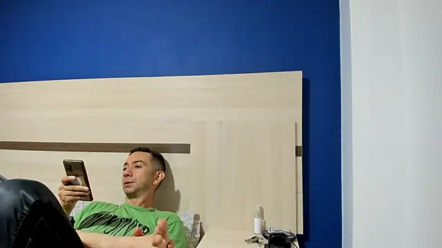 funcouple1985 online show from 6, 12, 2024