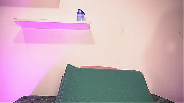 alexaa walker online show from 17, 9, 2025