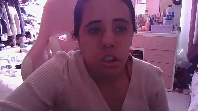 annarose19 online show from 10, 10, 2025