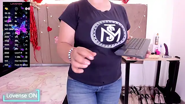 Snapshot of Zaly_mature chatting on 24, 10, 2025 Zaly mature online show from 24, 10, 2025