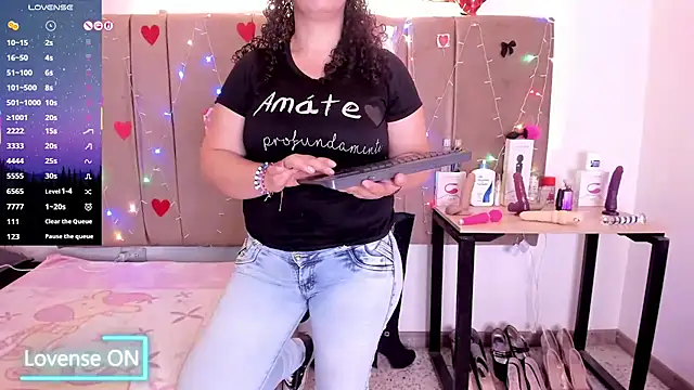 Snapshot of Zaly_mature chatting on 19, 11, 2025 Zaly mature online show from 19, 11, 2025