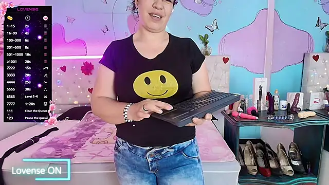 Snapshot of Zaly_mature chatting on 4, 6, 2026 Zaly mature online show from 4, 6, 2026