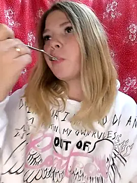 Zuli Kiska online show from 2, 10, 2025