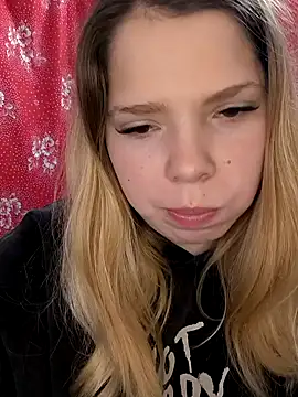 Zuli Kiska online show from 14, 11, 2025