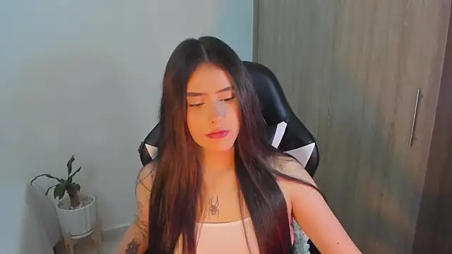 Snapshot of iriswest_ chatting on 21, 2, 2025 iriswest online show from 21, 2, 2025