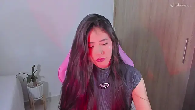 Snapshot of iriswest_ chatting on 22, 2, 2025 iriswest online show from 22, 2, 2025