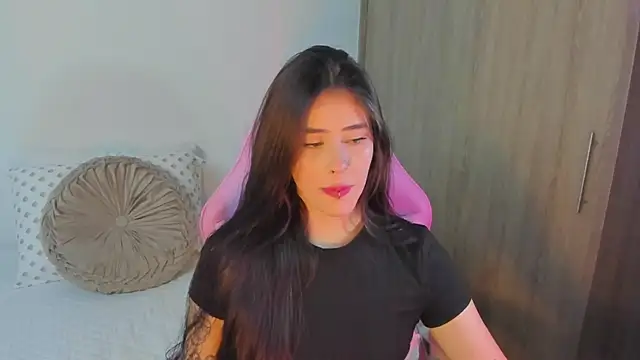 Snapshot of iriswest_ chatting on 11, 3, 2025 iriswest online show from 11, 3, 2025