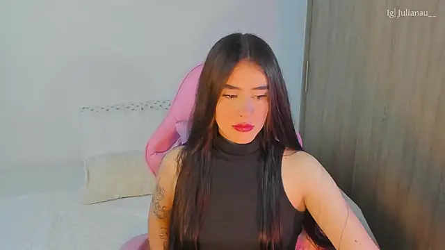 Snapshot of iriswest_ chatting on 14, 3, 2025 iriswest online show from 14, 3, 2025