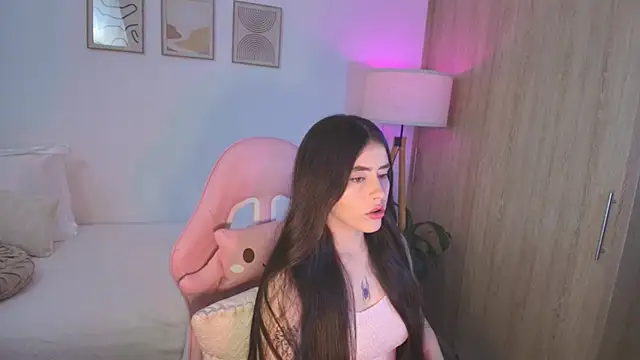 Snapshot of iriswest_ chatting on 29, 9, 2025 iriswest online show from 29, 9, 2025