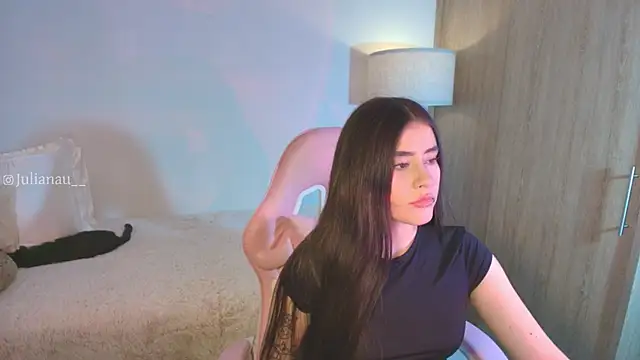 Snapshot of iriswest_ chatting on 12, 11, 2025 iriswest online show from 12, 11, 2025