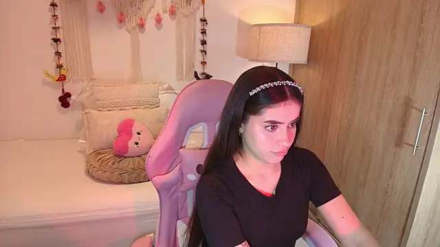 Snapshot of iriswest_ chatting on 7, 2, 2026 iriswest online show from 7, 2, 2026