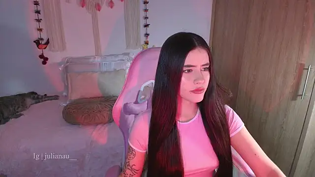 Snapshot of iriswest_ chatting on 24, 2, 2026 iriswest online show from 24, 2, 2026