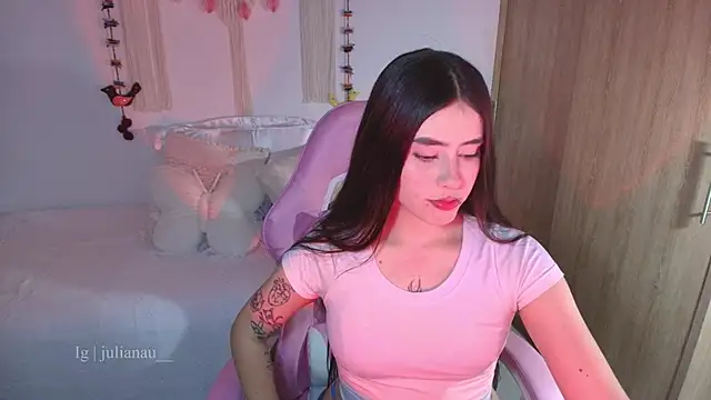 Snapshot of iriswest_ chatting on 19, 3, 2026 iriswest online show from 19, 3, 2026