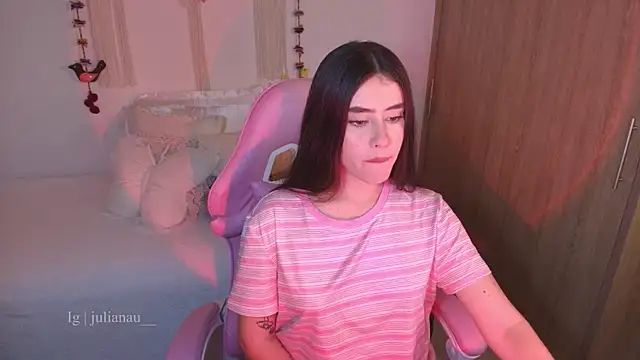 Snapshot of iriswest_ chatting on 20, 3, 2026 iriswest online show from 20, 3, 2026