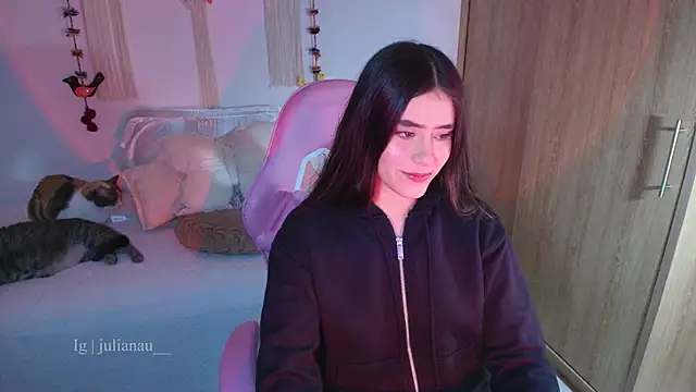 Snapshot of iriswest_ chatting on 24, 3, 2026 iriswest online show from 24, 3, 2026