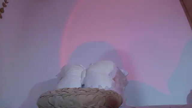 Snapshot of iriswest_ chatting on 29, 3, 2026 iriswest online show from 29, 3, 2026