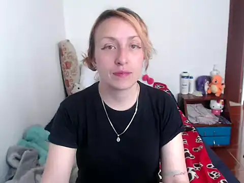 Snapshot of kittykalor09 chatting on 5, 3, 2025 kittykalor09 online show from 5, 3, 2025