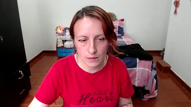 Snapshot of kittykalor09 chatting on 27, 11, 2025 kittykalor09 online show from 27, 11, 2025