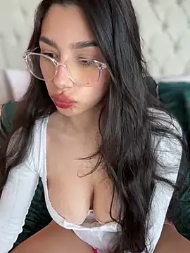 LoveLillyy online show from 21, 1, 2025