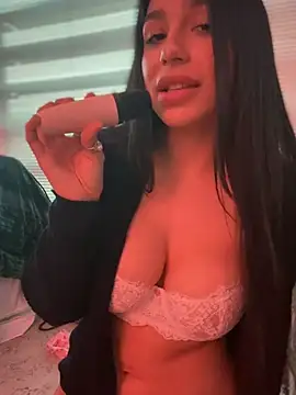 LoveLillyy online show from 13, 2, 2025