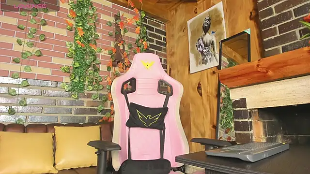 danaythamara1 online show from 13, 3, 2025