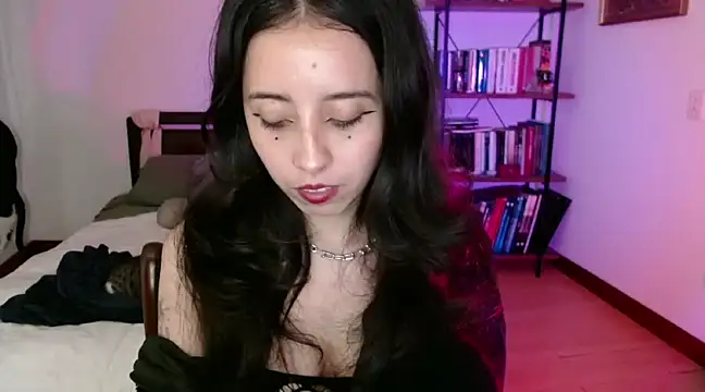 babyluna 8 8 online show from 1, 1, 2025