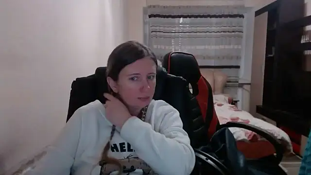 PeterAndJen online show from 10, 3, 2025