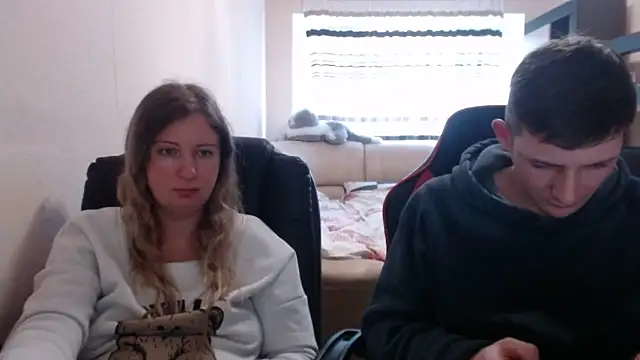 PeterAndJen online show from 12, 3, 2025